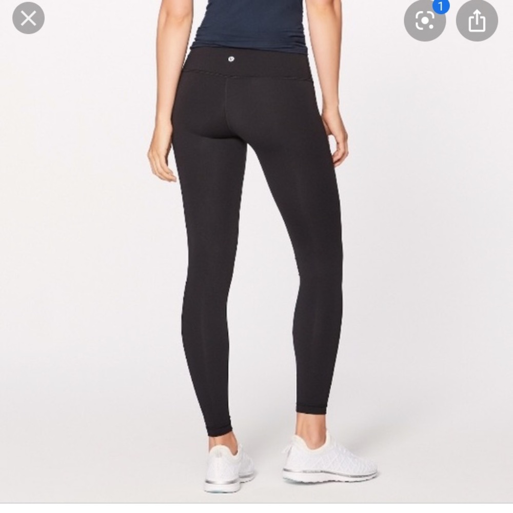 Lululemon Black Wunder Under Leggings